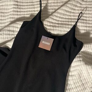 Missguided scoopneck black midi dress